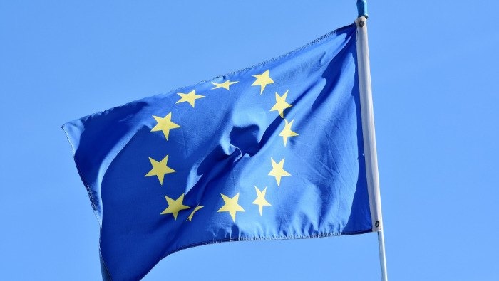 Jóváhagyta az EU a távközlési óriások közös vállalatának létrejöttét